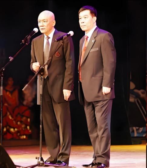 石富宽和侯耀文，谁的徒子徒孙更兴旺？相声圈论师承，侯耀文和石富宽这对老搭档，门