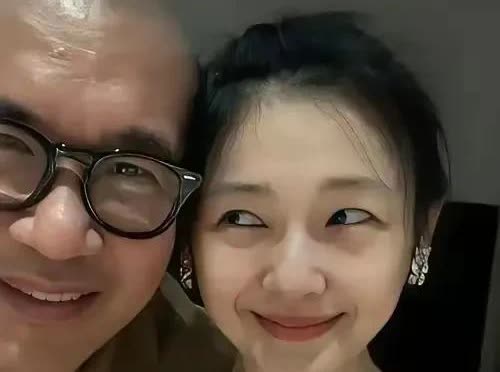 大s嫁卤蛋图什么？难道就是图圆梦吗？园一个当年没有达成的心愿？这么看
