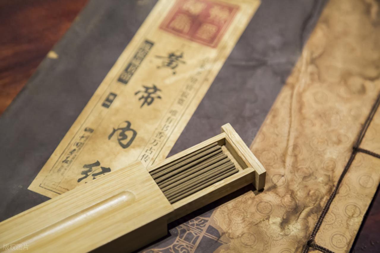 血压总反复，根源是体内缺敛阳填精物质！八成高血压人群肾精亏虚大家好，我是张志强