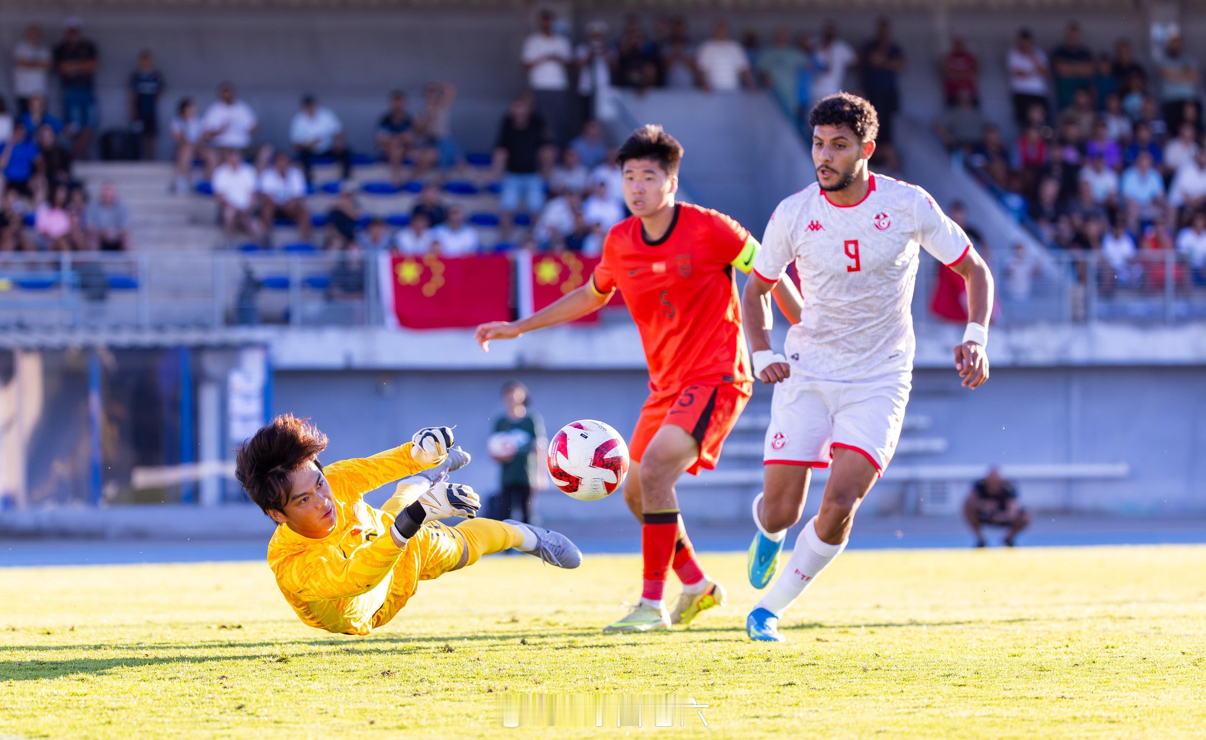 6月8日讯媒体人赵震在社交媒体上谈到了土伦杯，他表示，突尼斯U23、民主刚果U