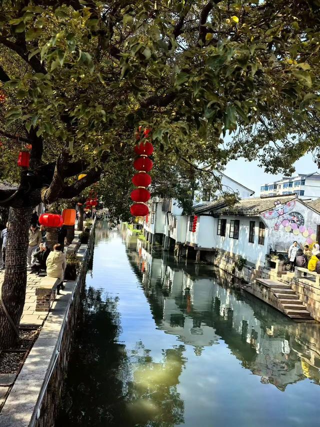 古镇老街不需要用力过猛的人工造景