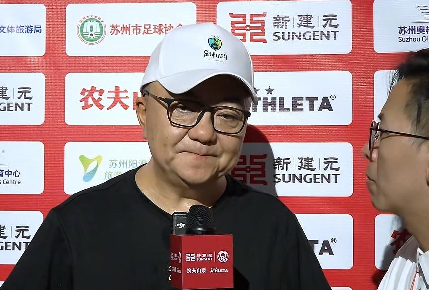 2034杯董路的足球小将输了，看的出董路有点小失望，心情不是太好，小将们也哭的稀