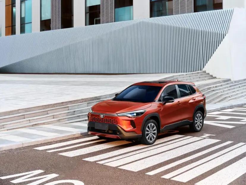 不知道你发现没有？今年春节和往年相比有3点反常：1、反向过年成为时尚，更多的老