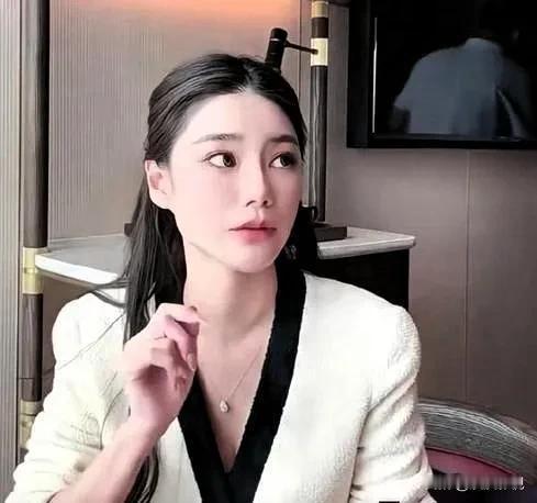 家里保姆换新人，为啥现在年轻人着急？最近听朋友说他家想换保姆。原来那位阿姨年纪