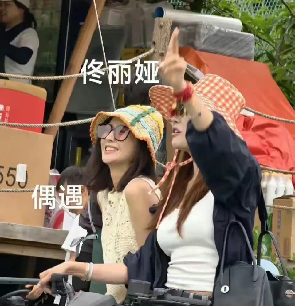 陈思诚对丫丫绝对是真爱啊！虽然离婚了，虽然有了新女友，可是在重要节日，比如丫丫