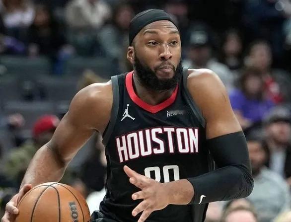 奥科吉真心打不了低端局。火箭打步行者，奥科吉替补出战12分钟正负值-13。0