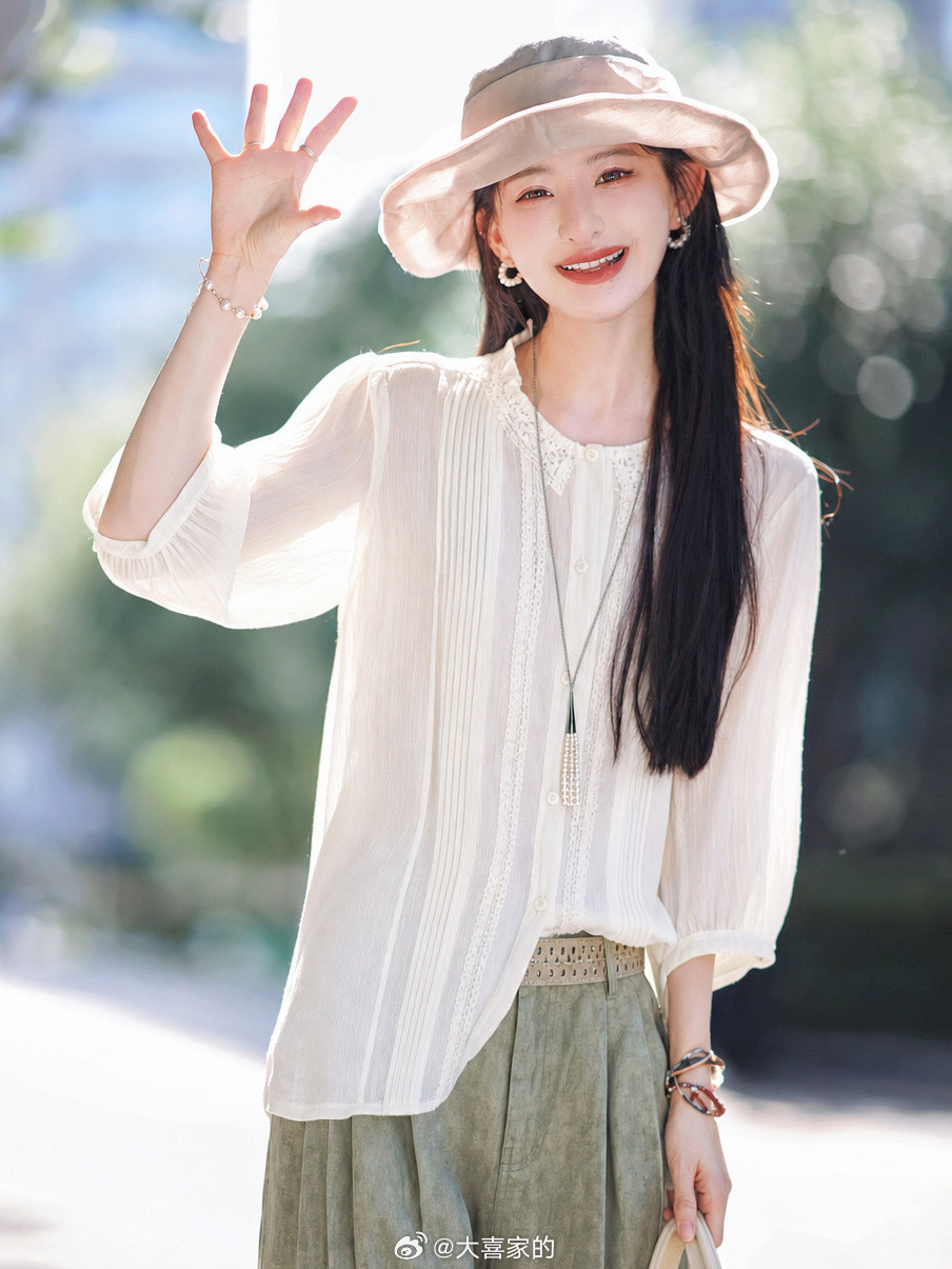 周日啦☀️今天天气超好想怎么穿就怎么穿！！