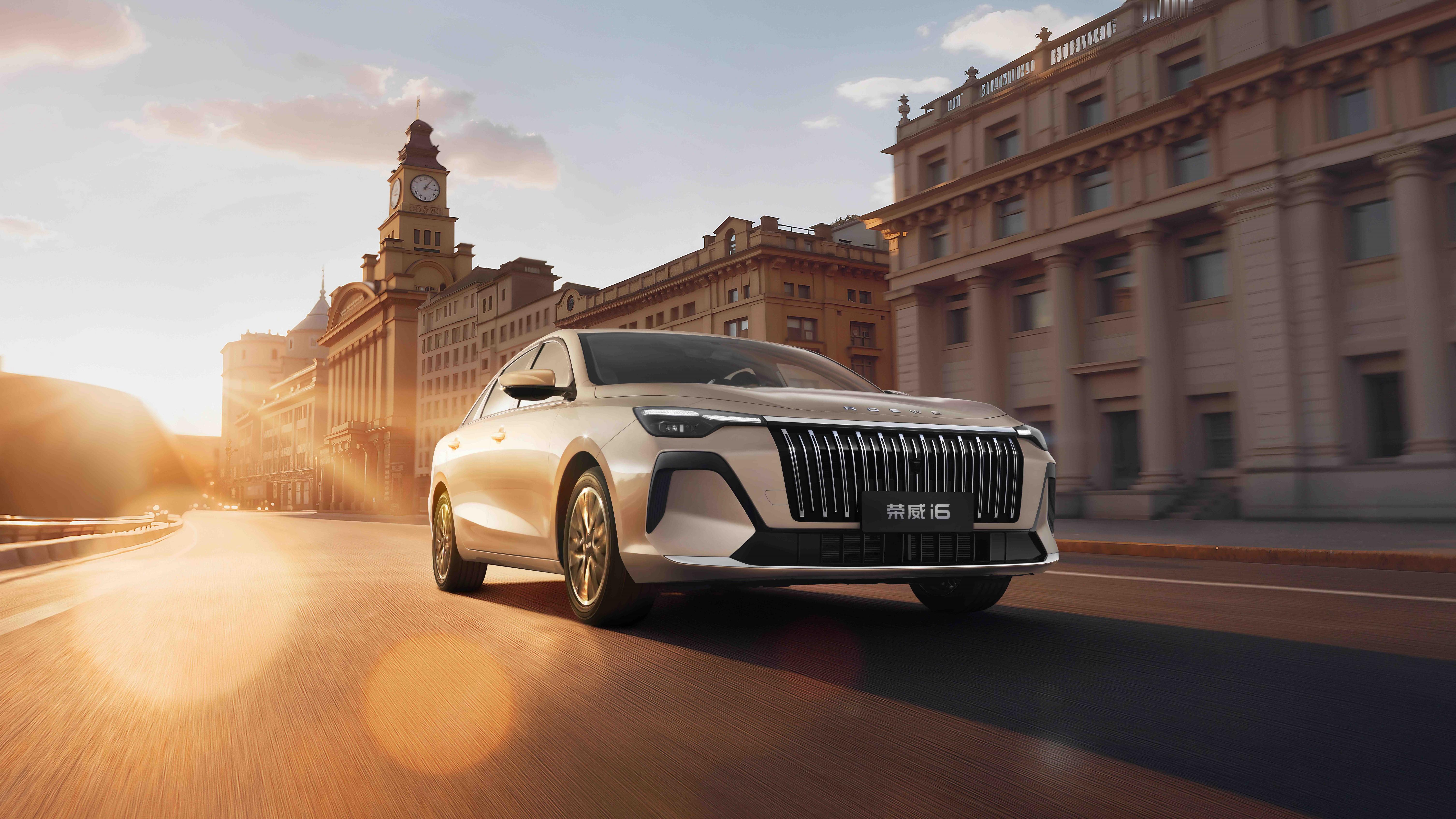 【限时抢订价6.59万起，全新荣威i6开启预售】4月13日，全新荣威i6开启预售