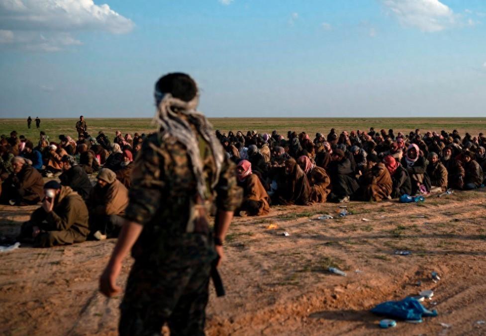 库尔德武装真是笨的可以，他们现在已从伊拉克库区越境，向伊朗发起地面攻势。这不是为