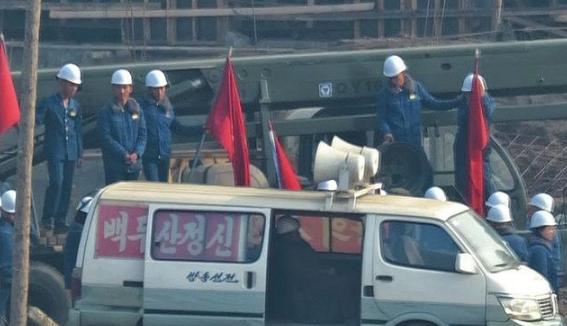 明明朝鲜比越南更缺电，为啥中国不向朝鲜出口呢？说句扎心的，不是因为越南钱多，而是