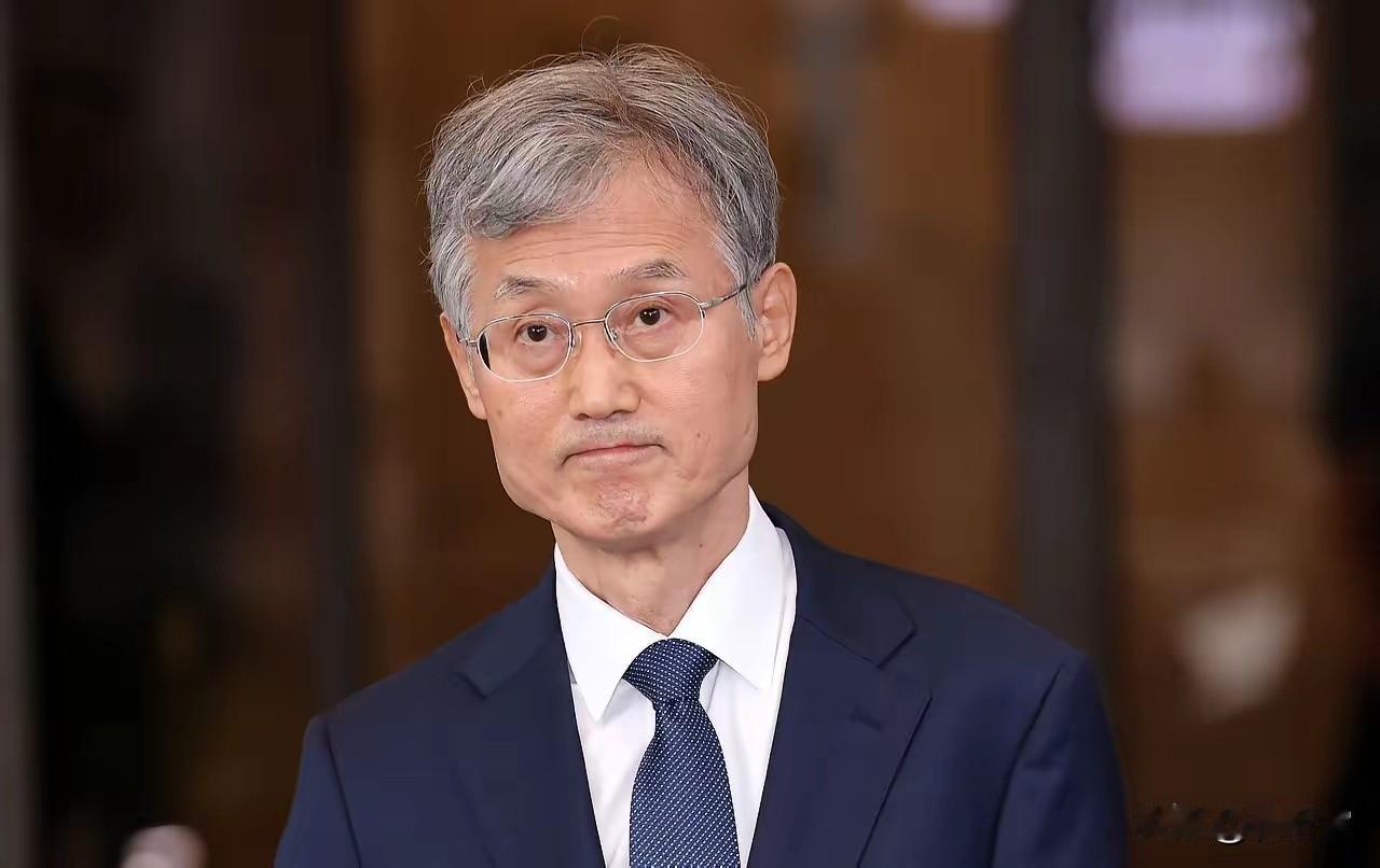 曹喜大只能火中取栗，不然他横竖都要下台？他应该两招制“敌”:1、直接向宪法法院提