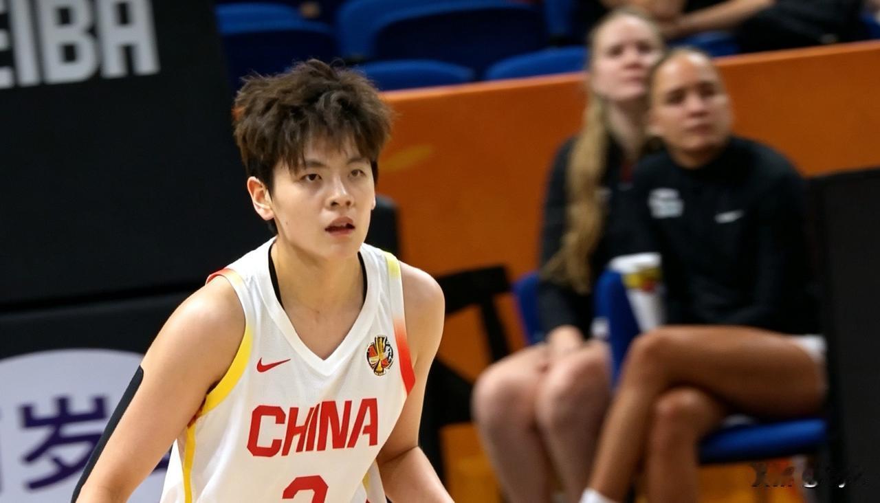 随着中国女篮71‑51大胜意大利，美国105‑64击败捷克，本届女篮世界杯全部小