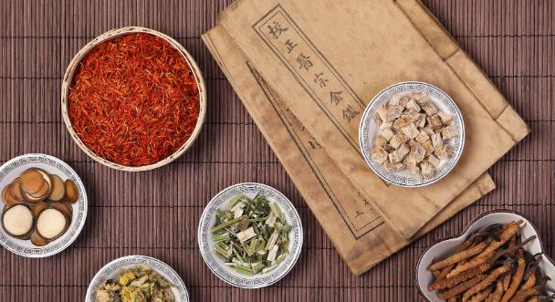 过度劳累伤身，这几种危害要警惕很多男士由于年纪轻轻纵欲过度导致出