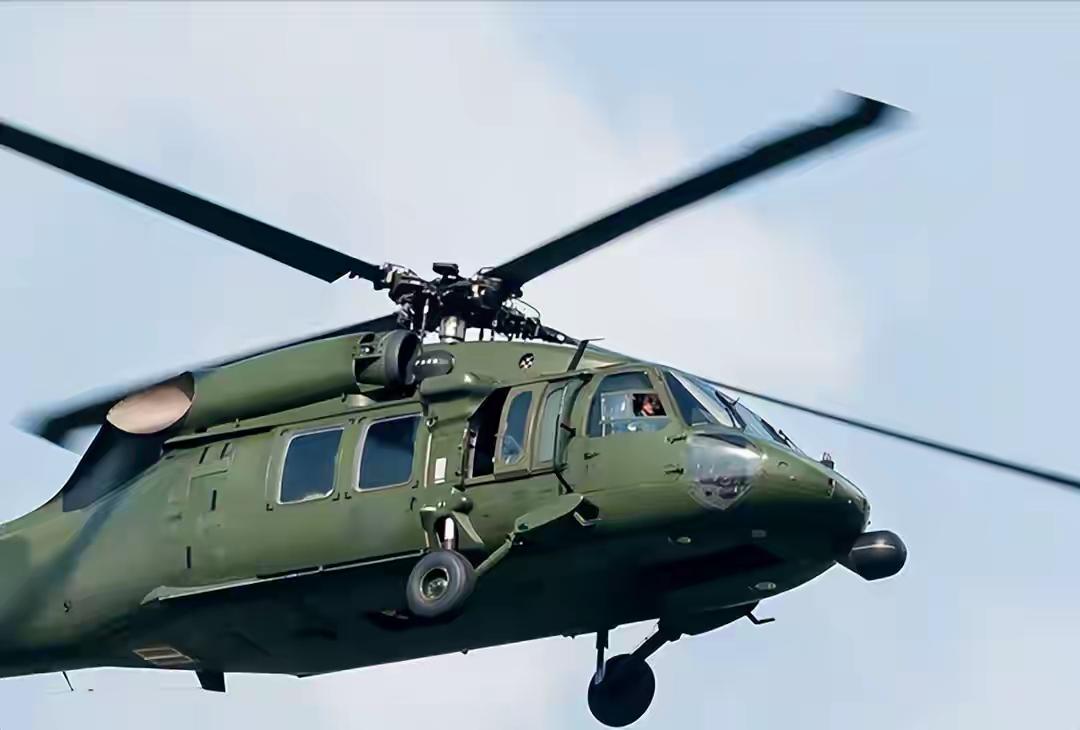 F35战斗机除了性能先进以外，还有一个比较大的优点就是它的机身寿命和发动机寿命时