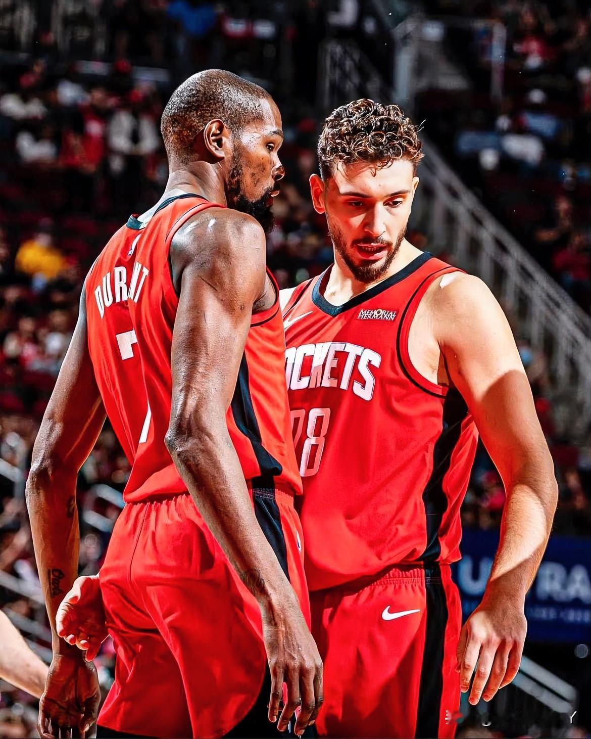 我敢打包票，杜兰特，极大程度上是申京这辈子遇到最好的队友了！在火箭加时