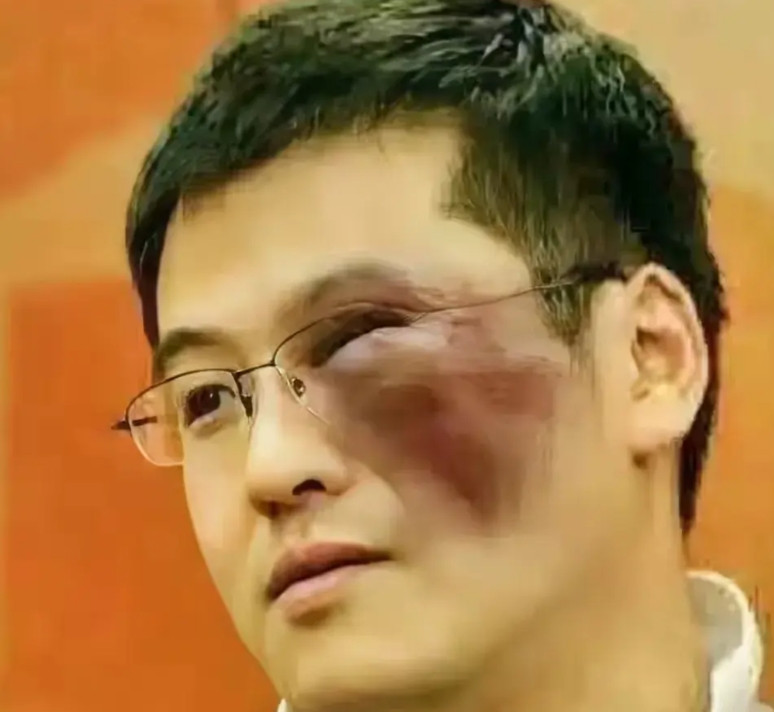 脸都不要了！杨毅开吹！当初杨瀚归国，苏群老师认为亚洲杯并不是什么重要赛事，无须