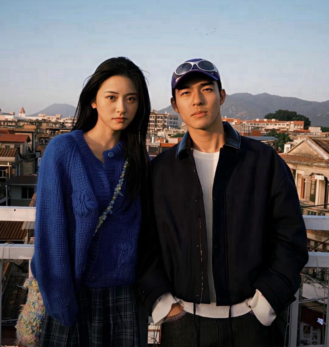 还想说沈月咋变高了？原来是这样。