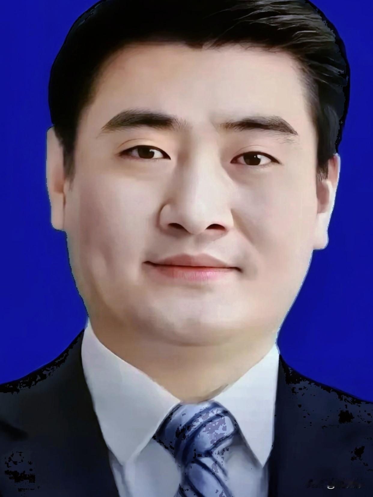 没想到吧！一份假期的通报，硬是把“知法犯法”演出了新高度。73年出生的戴瑞