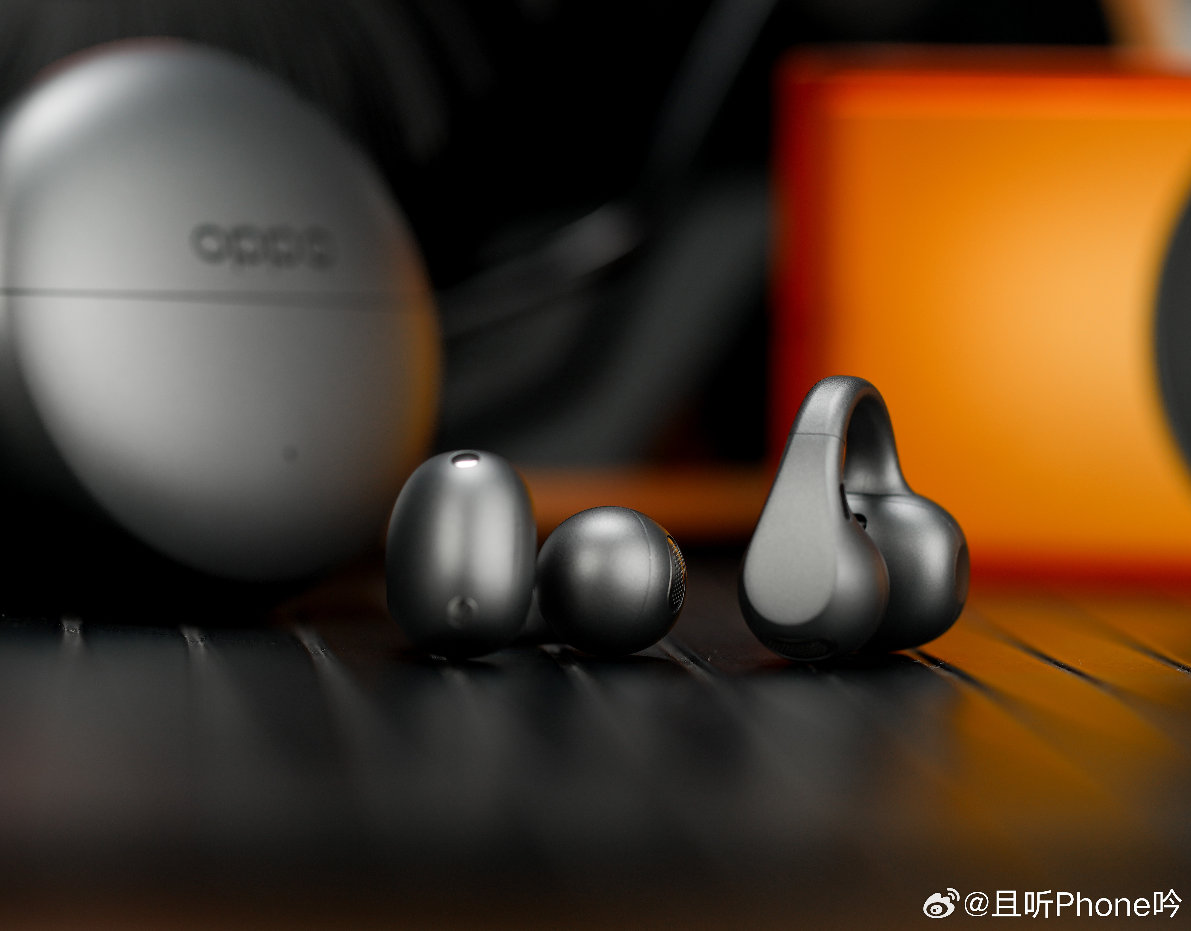 OPPOEncoClip2耳夹耳机，灰色金属质感外观十分满分，打几分？OPPO