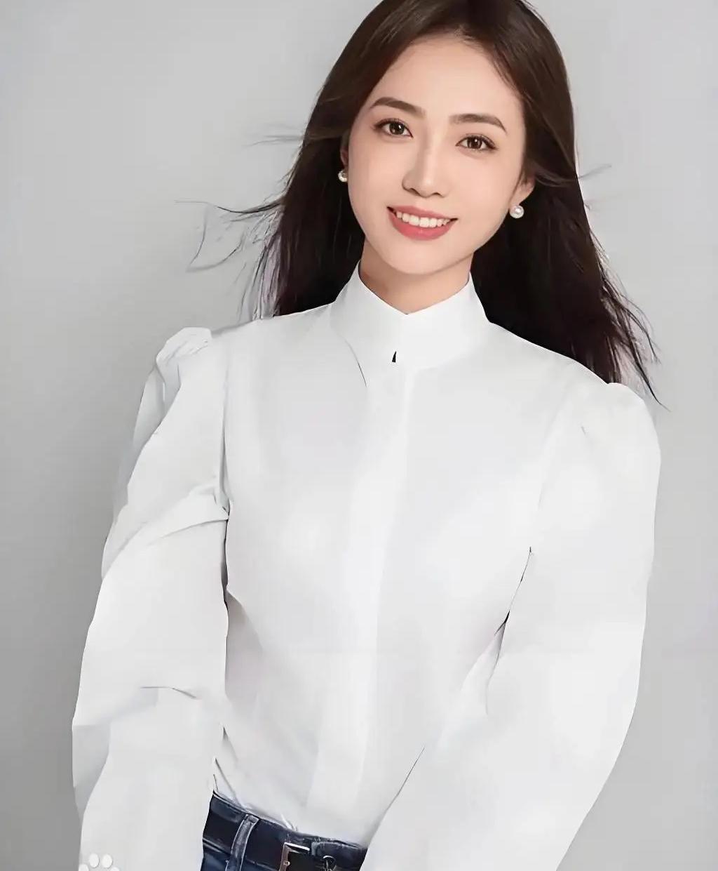 白珊珊风光十年恒大歌舞团团长，许家印出事之后，一场风波彻底改写她的人生，网传嫁富
