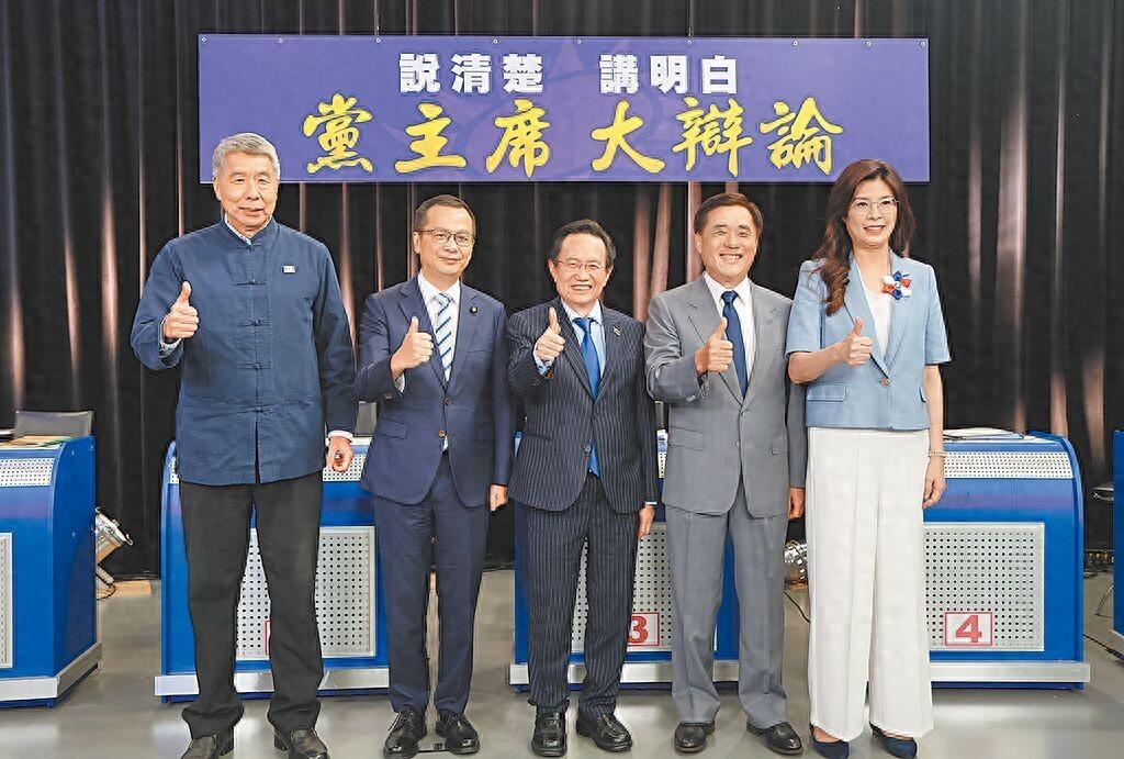 郝龙斌称，国民党主席选举最响亮的口号是“我是中国人”，并痛批民进党操作“反中