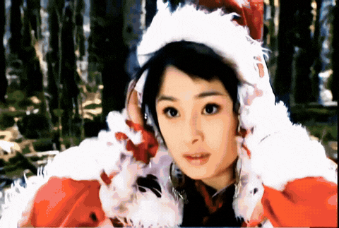 毕业季内娱青春集体返场了毕业季内娱掀起怀旧热潮，蔡徐坤、杨幂等艺人粉丝纷纷晒出成