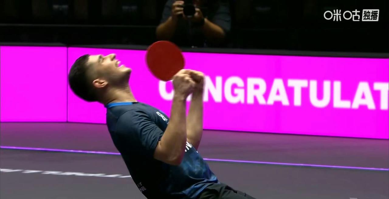 天哪，谁能想到啊[捂脸哭]，男单一号种子雨果🇧🇷惨遭一轮游！就在刚刚，是2