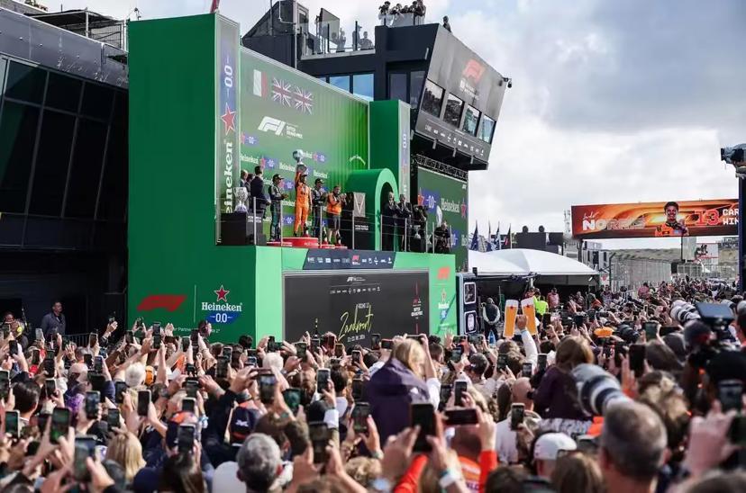 2026赛季F1荷兰大奖赛说实话这场真的挺有看头，诺里斯能夺冠，不光是车快，他轮