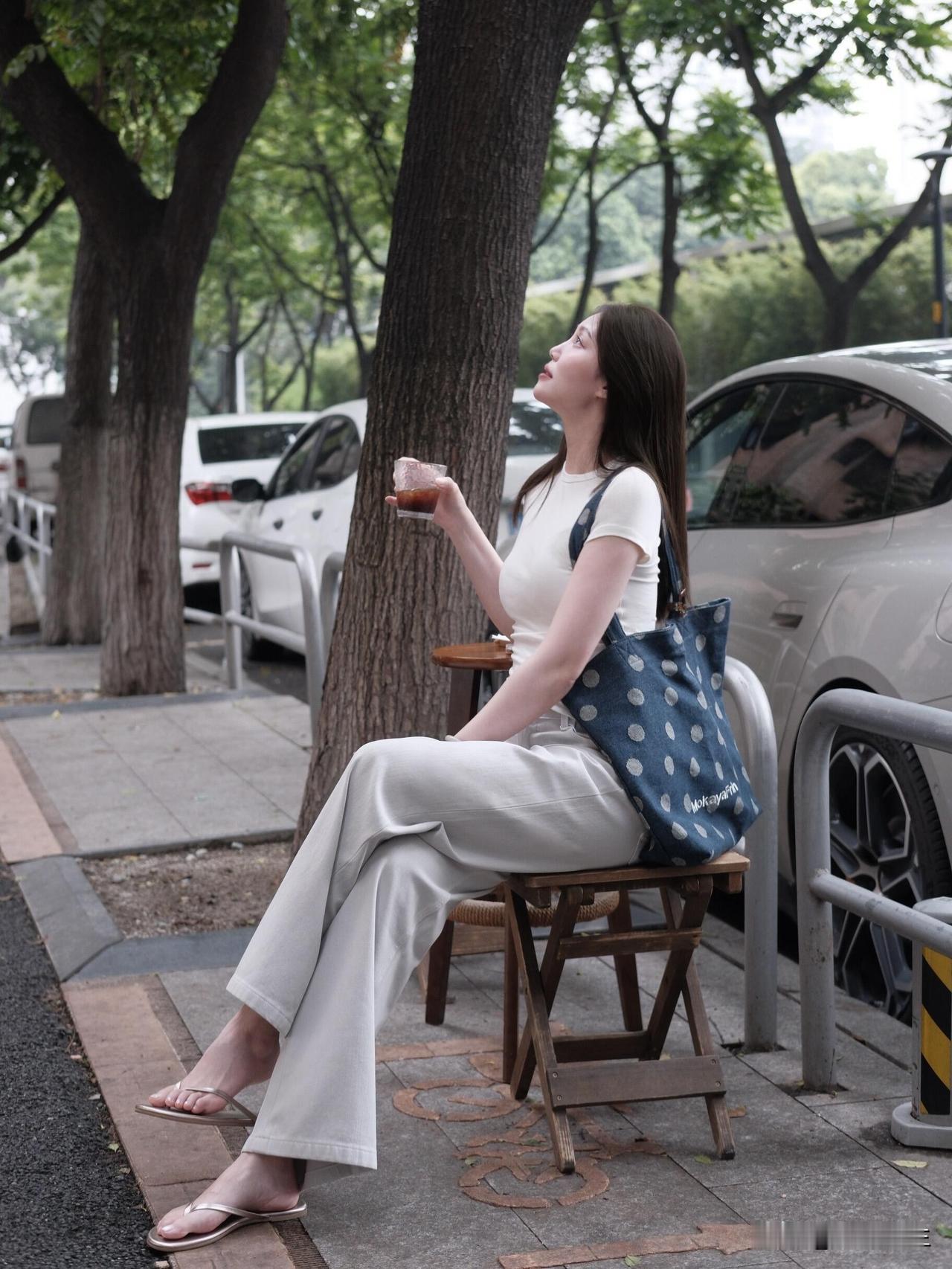 来这必须安排一顿简简单单的吃顿小海鲜