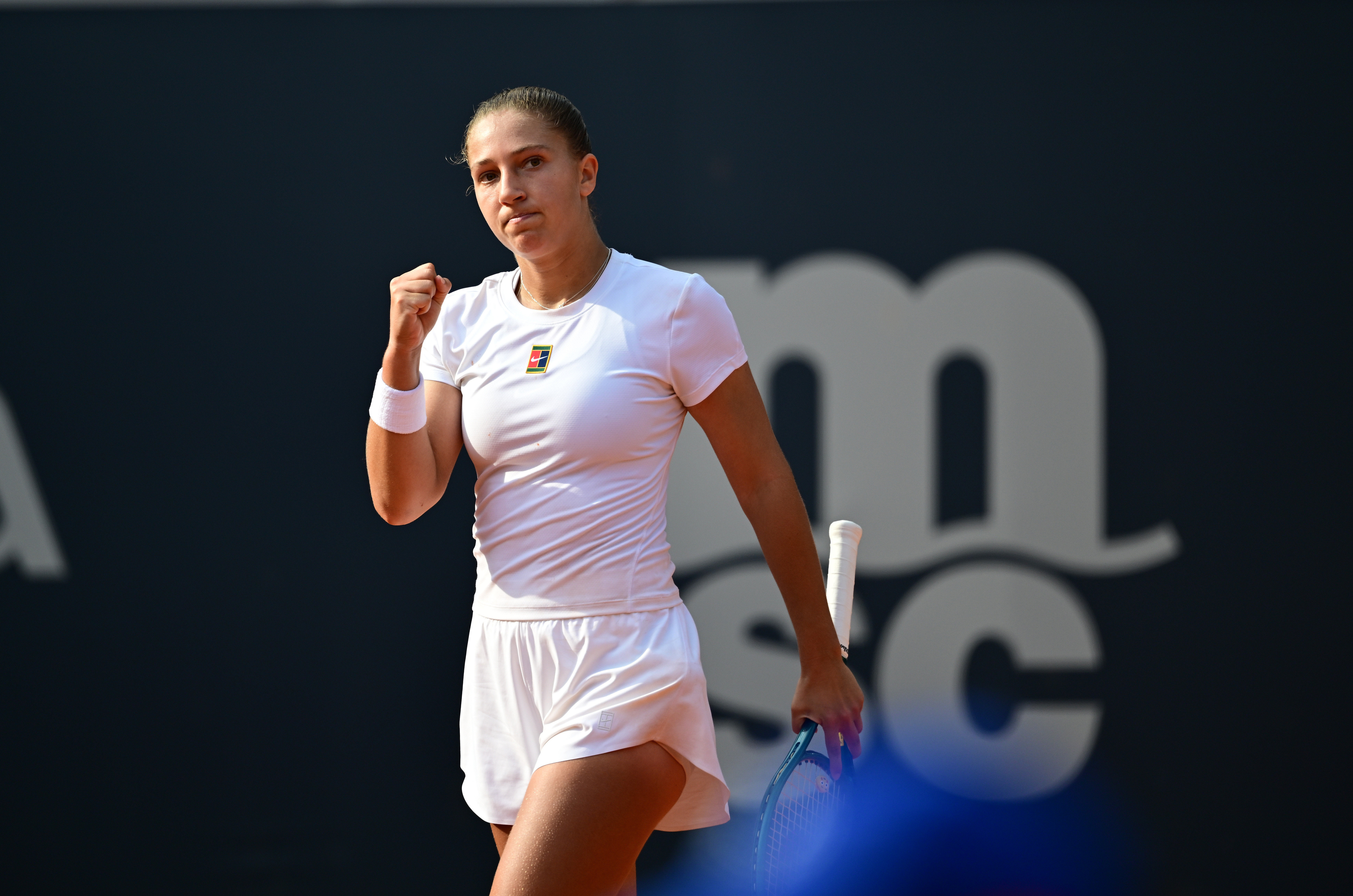 昨日完整赛果👇📍WTA250汉堡站齐里科4-67-53-0[8]谢里