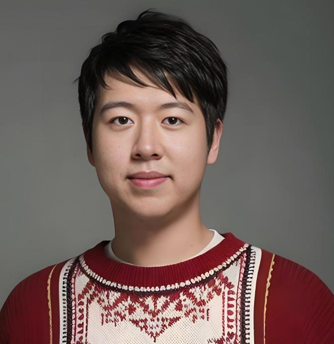 许华哲，来自东北师大附中的天才学霸，清华大学尖子生，加州大学伯克利分校博士，斯坦