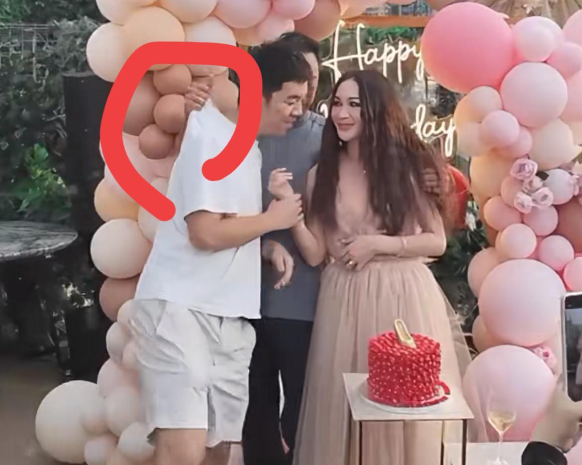 温碧霞的福气，还在后头！虽然她膝下无自己亲生的儿女，但是继子与他的关系比亲生的