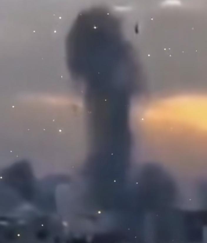 不管咋说，现在是以色列步步紧逼，不断的压缩加沙地区伊斯兰抵抗组织哈马斯武装的生存