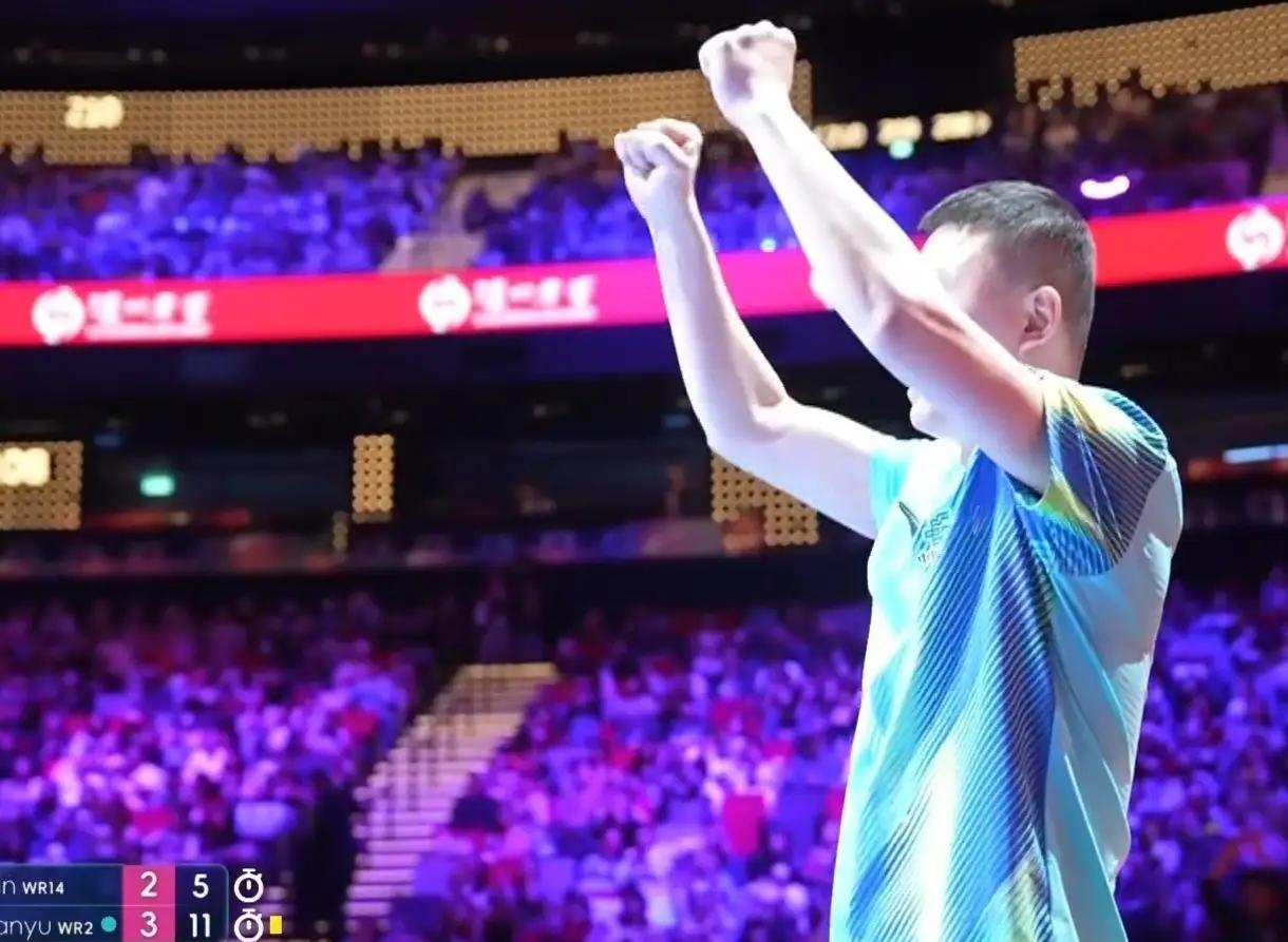 马琳这两天，昨天喊莎莎，今天喊曼昱，嗓子估计都哑了。平时大家印象里马琳是那种