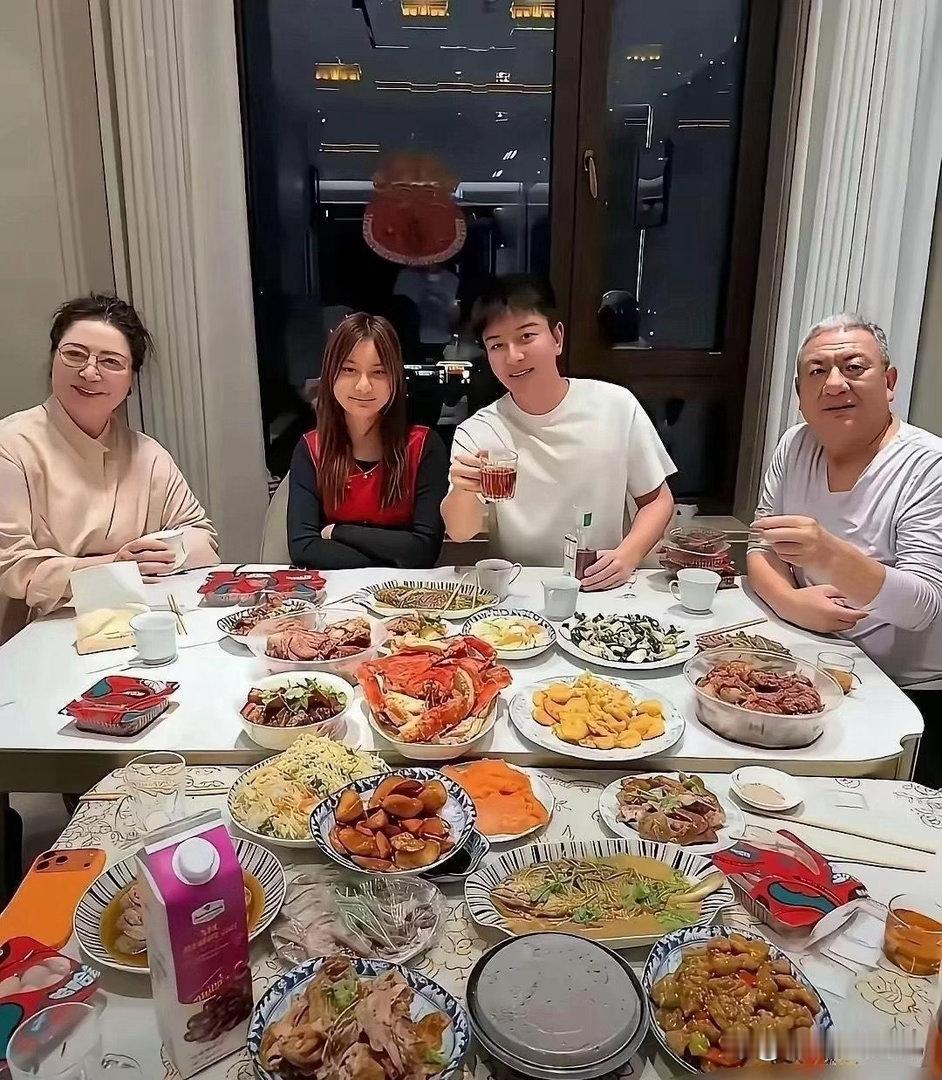 李小璐是不是偷偷后悔过很多次​