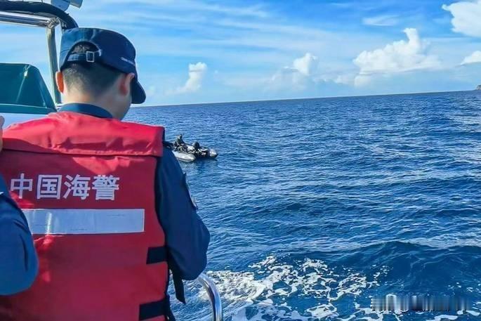 【海警前出台岛以东，这3个信号不一般！】6月1日，中国海警舰艇编队首次在台湾