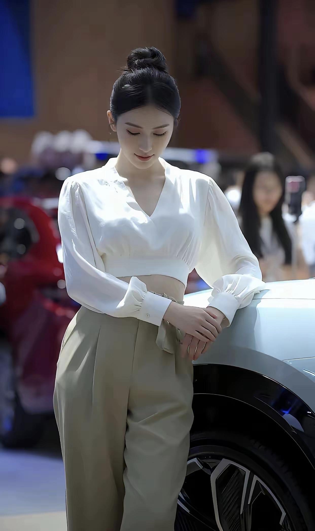 2025广州国际车展努力是成功的基石，每一次努力都是在为成功的大厦奠定基础。