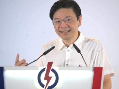 一觉醒来，老美直接破防了，海南岛上的歼-20战斗机，老美直接坐不住了。它从三亚起