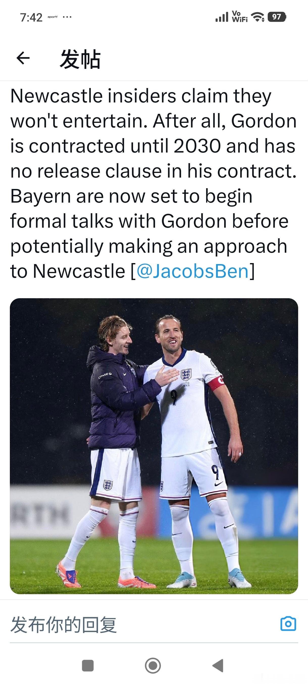 ［戈登］消息人士透露，安东尼·戈登已经与哈里·凯恩咨询加盟拜仁慕尼黑的事宜。尽管