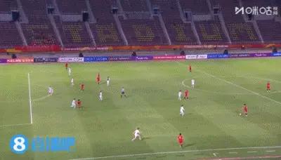 女足U20亚洲杯1/4决赛，中国女足对阵乌兹别克斯坦女足，比赛第30分钟，中国女