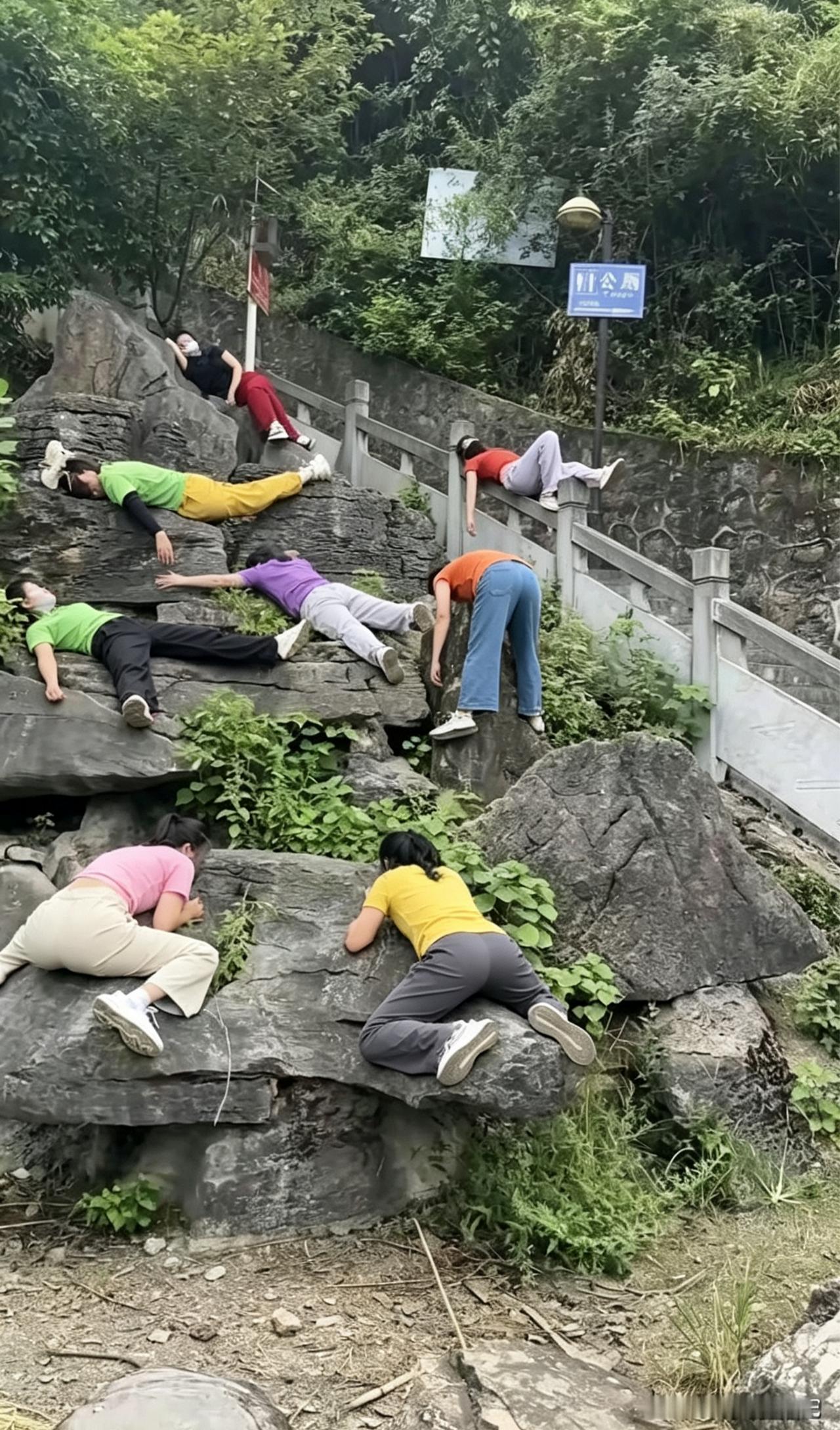 人还是不能吃得太饱，要不然就忘乎所以了，你觉得对吗？