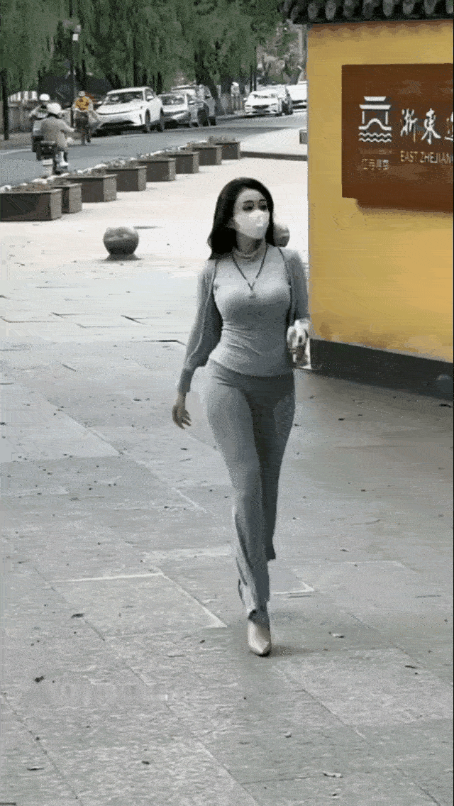 这动图火了！原来“美”才是最高级的情绪价值刷到这张动图时，手指都忍不住慢下