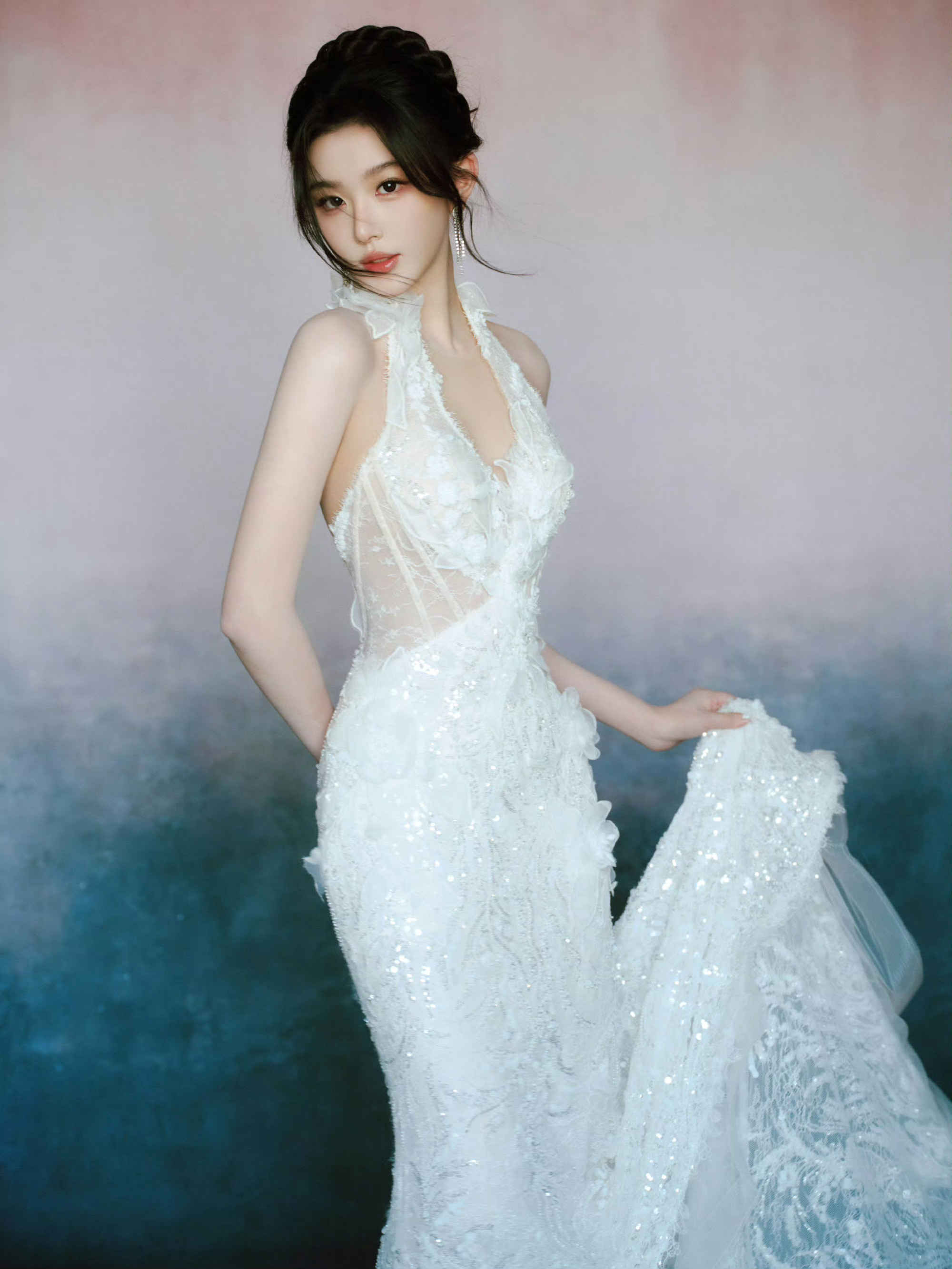 和化妆师多多合作，太美太适合孔雪儿了