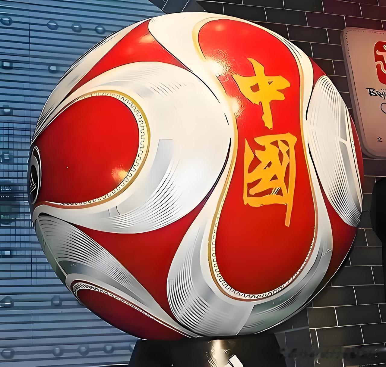 中国足球长期落后的根本原因是什么？中国男足成绩低迷不是球员单一问题，而是青