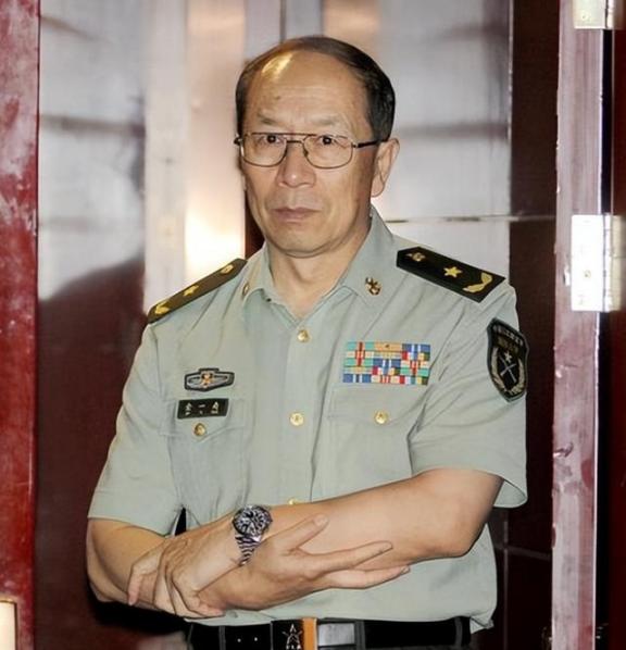 韩国一军事专家曾再次语出惊人！他说：“如果美国把所有军事力量都集结起来去攻打中国