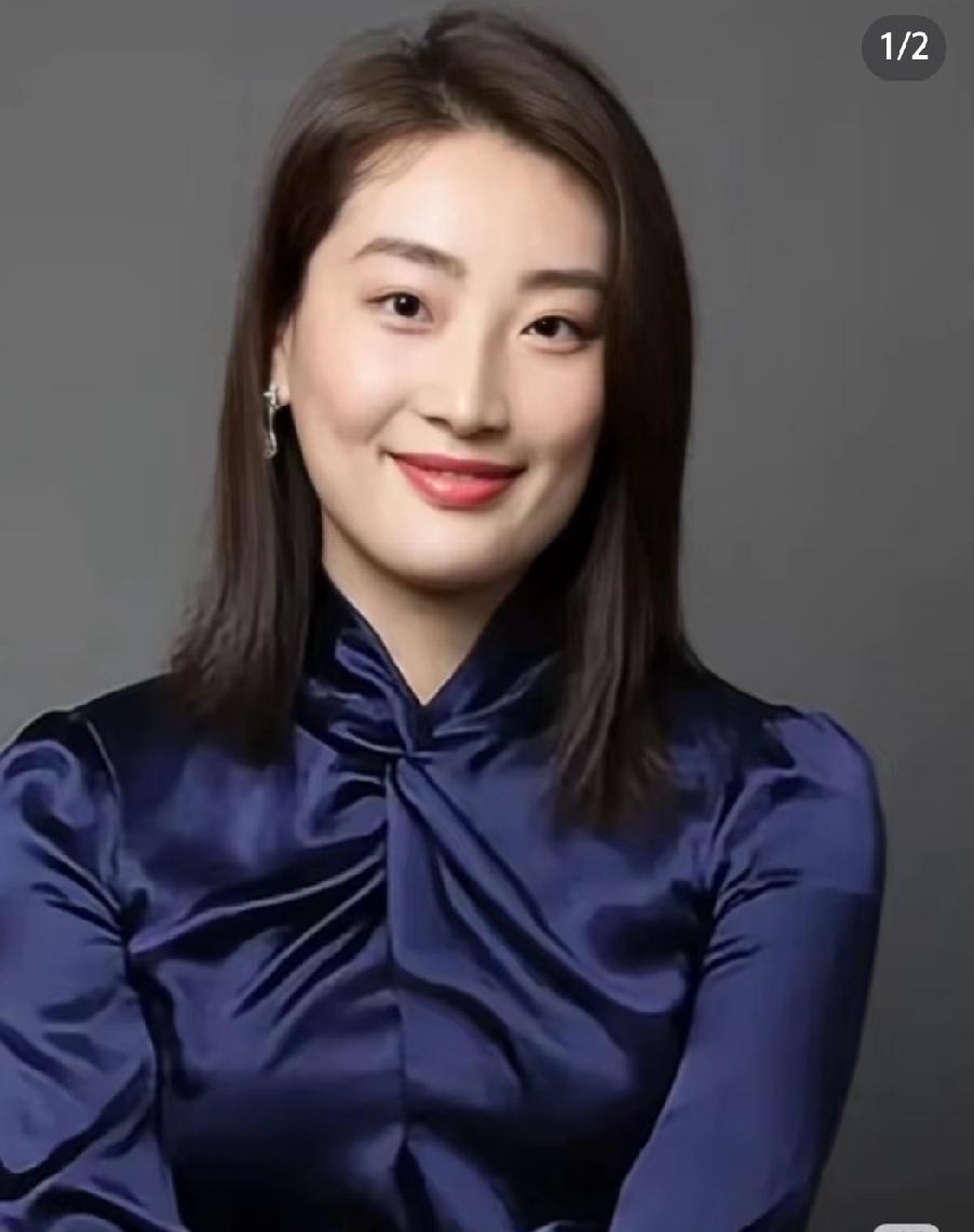 宏胜集团总裁宗馥莉现身2025年片区工作会议,释放出哪些信号?宗馥莉作为宏胜集