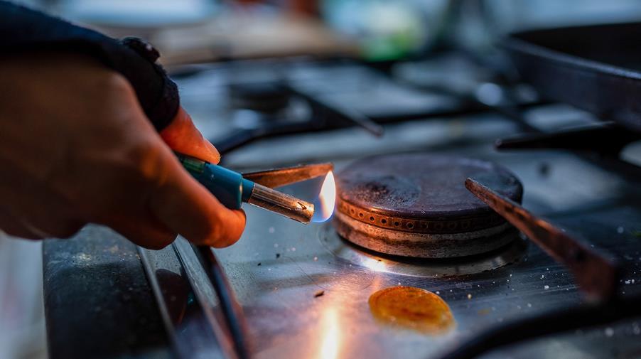 欧洲天然气基准价格突破600美元大关，欧洲终于过上了天然气犹如奢侈品的“好日子”