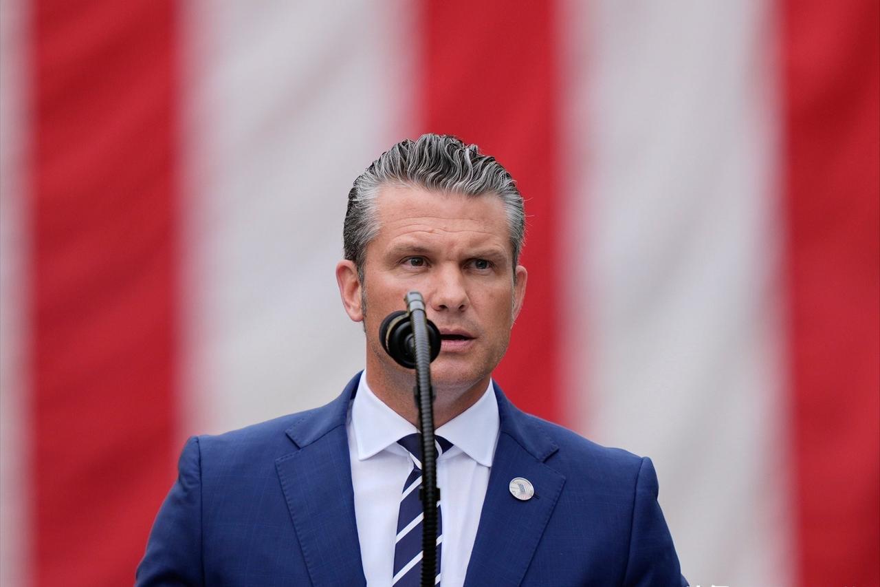 美国五角大楼切断与德国国防部的通讯联系！据外媒报道，五角大楼已停止与德国国防部