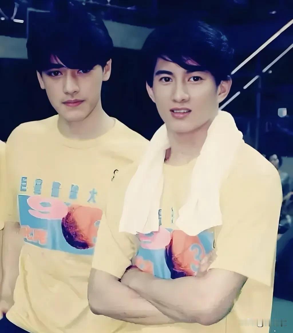 金城武好像除了长得帅，没有任何可以炒作的地方，因为早期狗仔对他都放弃了。毕竟