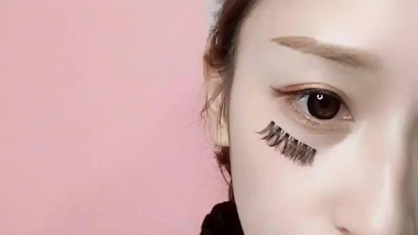 哪些人不适合戴下睫毛 17383947344626600046.jpg?id=0